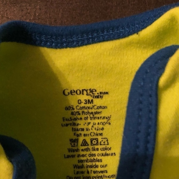 3 George Short Sleeve Onesies 0-3 Months - Picture 3 of 11